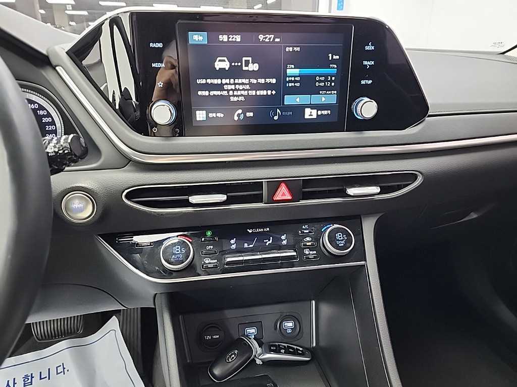 HYUNDAI Sonata - Vista 10