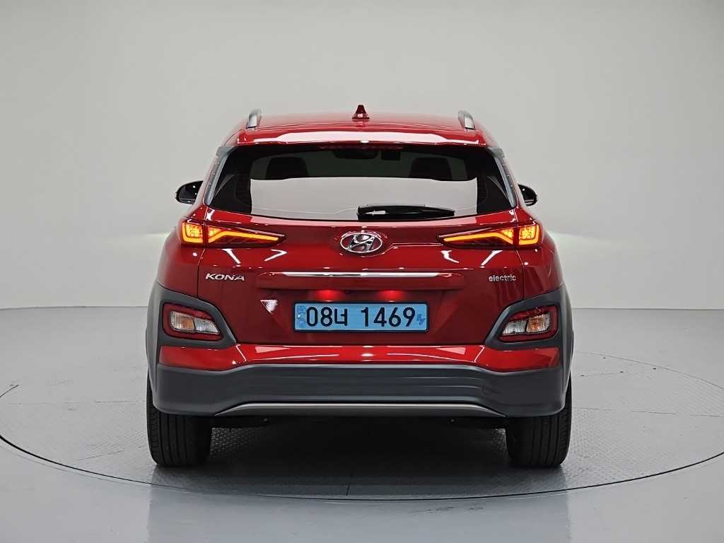 HYUNDAI Kona - Vista 3