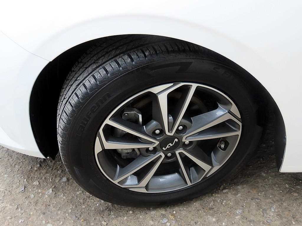 KIA K3 2022 Blanco - Importación desde Corea - HF Imports Iquique - Foto 19