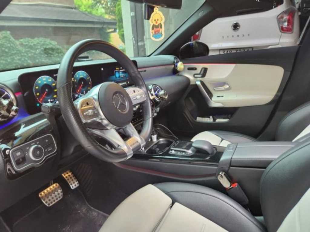 Mercedes Benz CLA Class - Vista 11