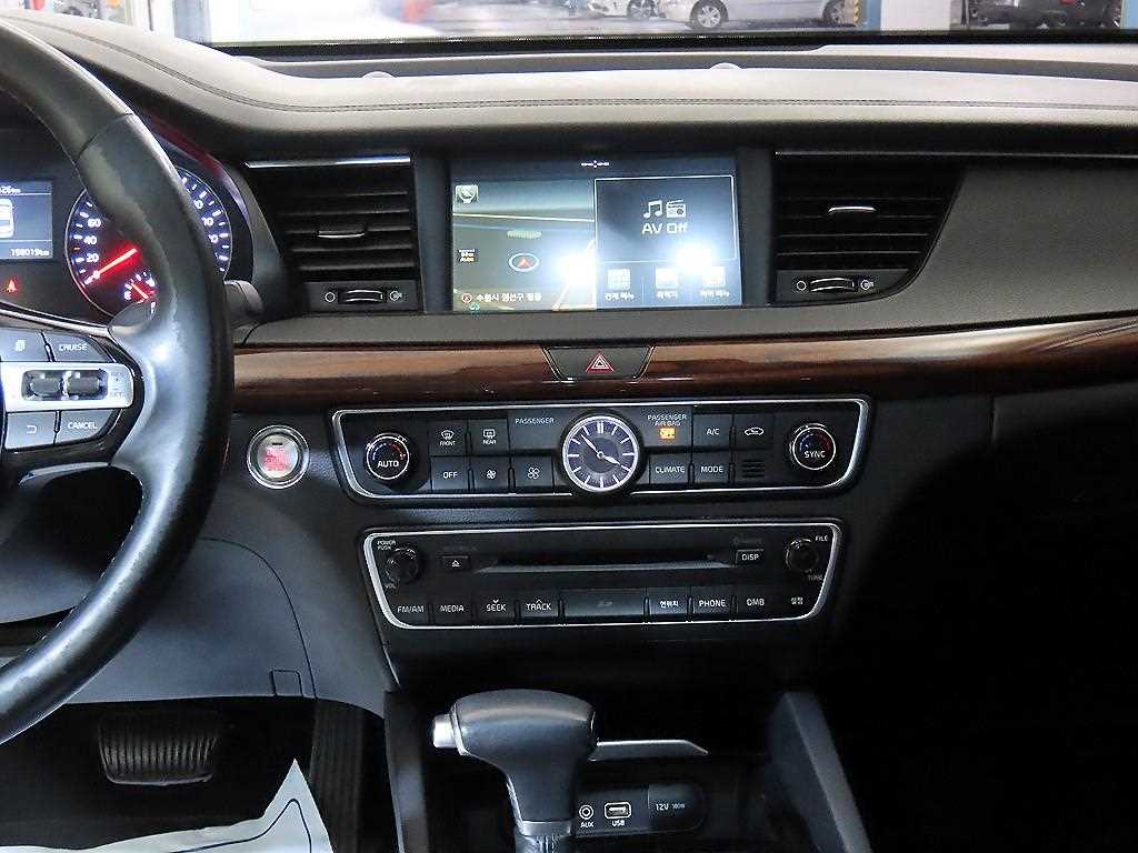 KIA K7 - Vista 11