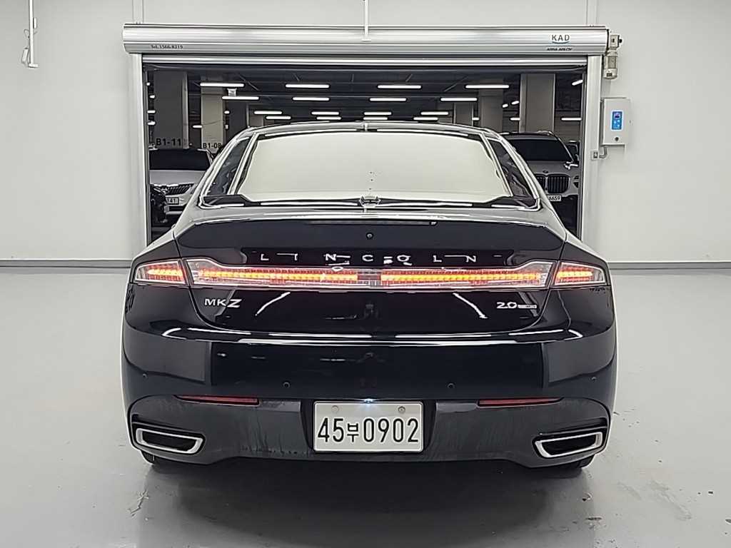Lincoln MKZ - Vista 4