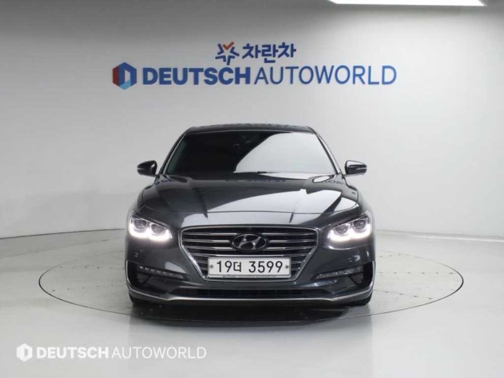 HYUNDAI Grandeur - Vista 3