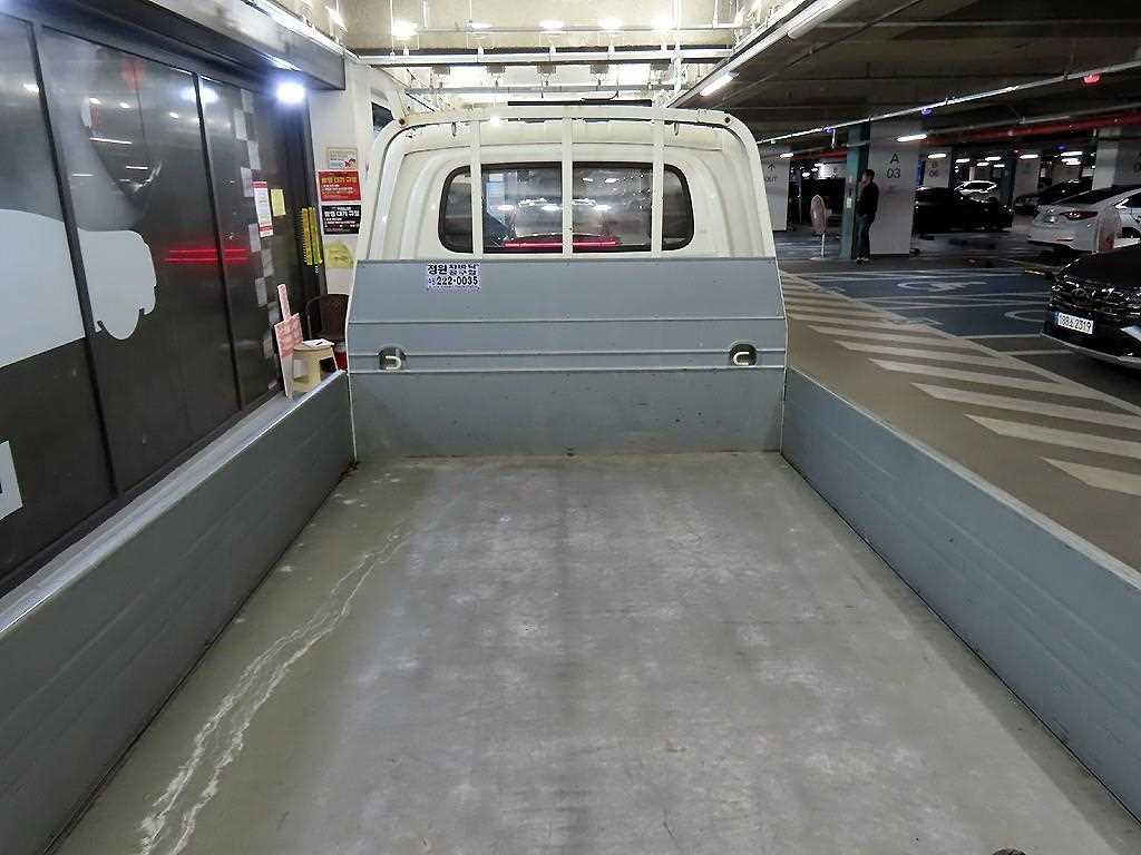 Small Truck Cargo (small) - Vista 6
