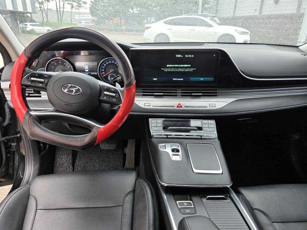 HYUNDAI Grandeur - Vista 7