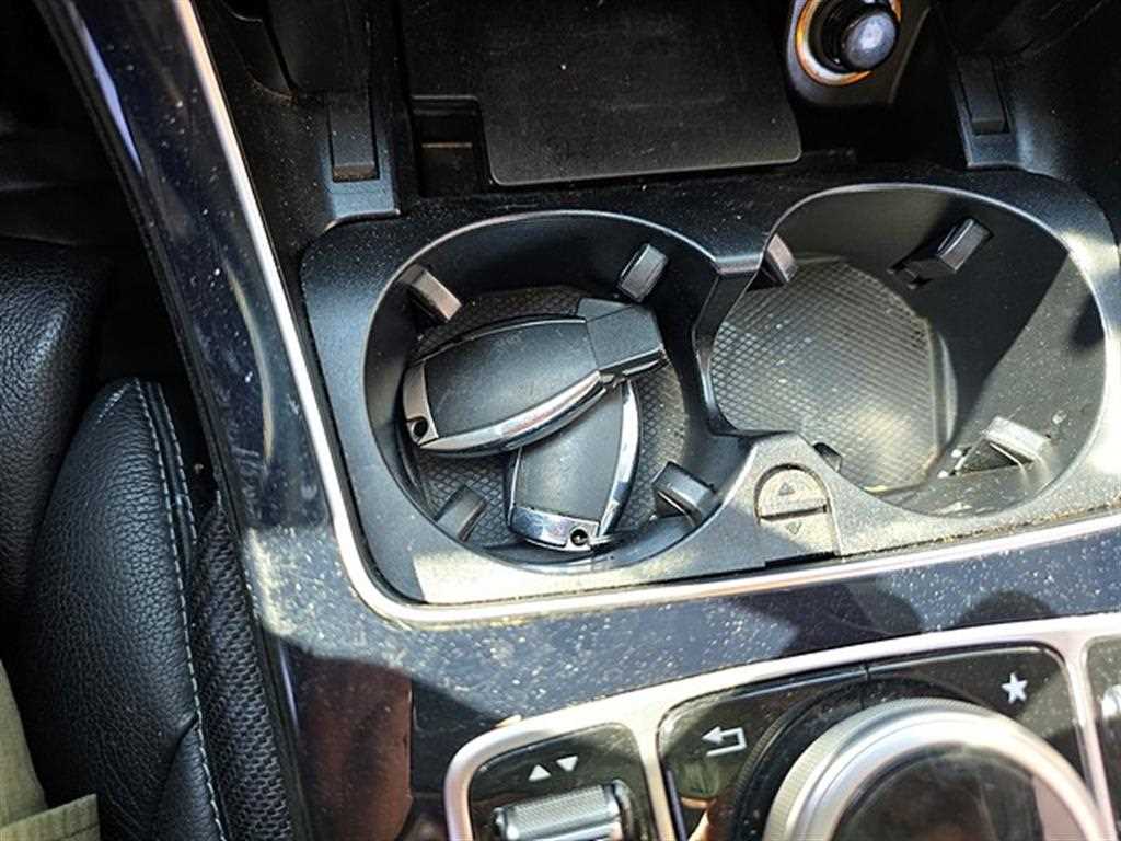 Mercedes Benz GLC Class 2018 Blanco - Importación desde Corea - HF Imports Iquique - Foto 16