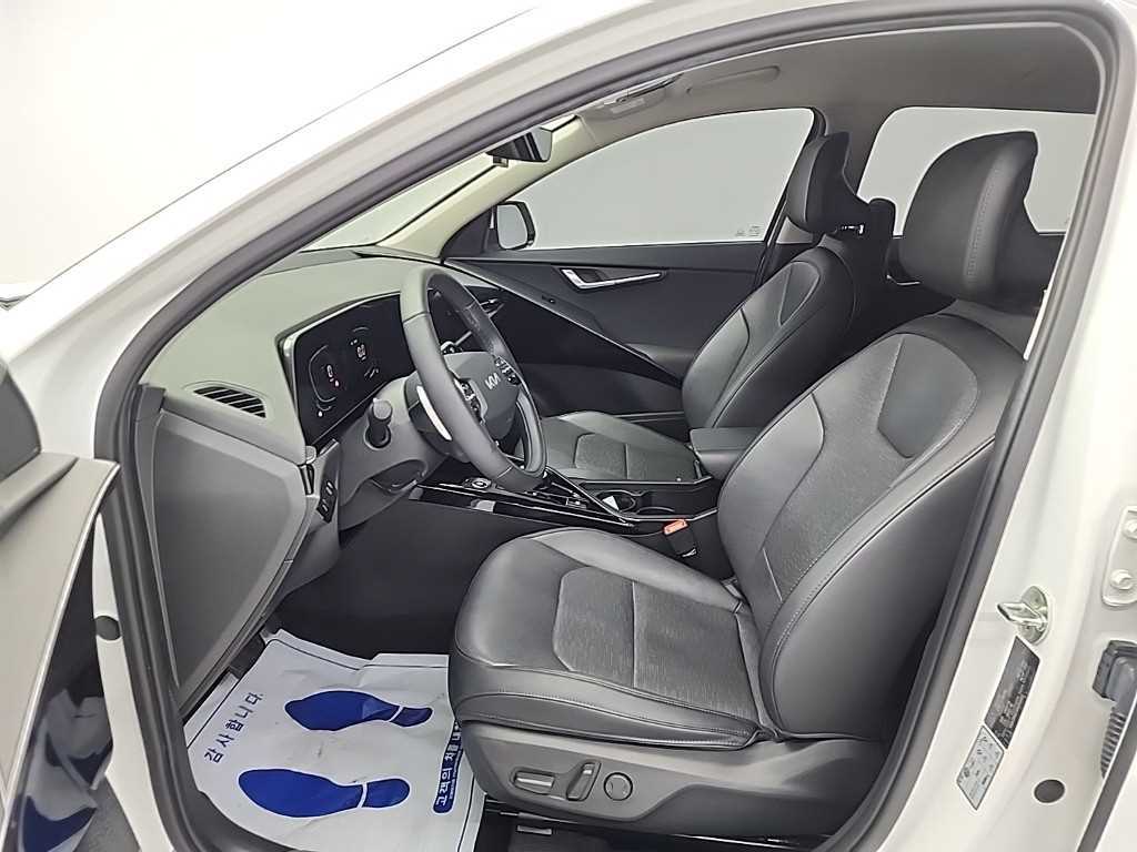 KIA Niro - Vista 11