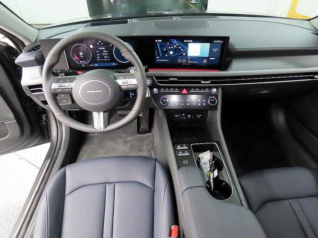 HYUNDAI Sonata - Vista 7