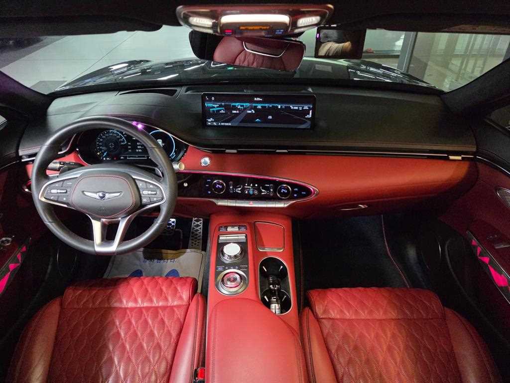 Genesis GV70 - Vista 6