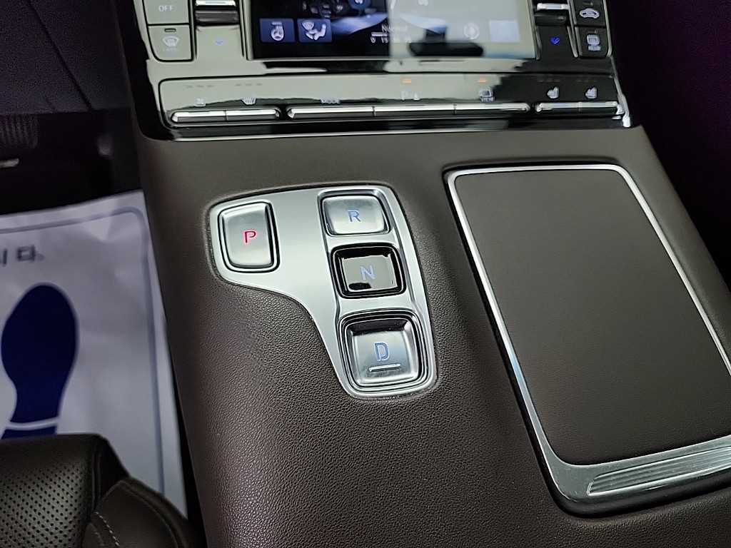 HYUNDAI Grandeur - Vista 8