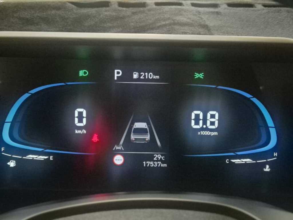HYUNDAI Casper - Vista 4
