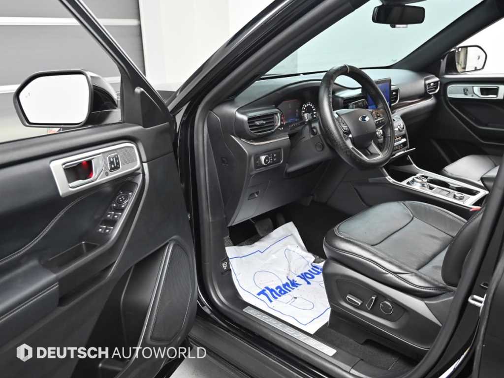 Ford Explorer - Vista 11