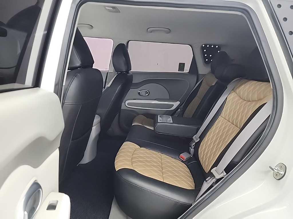 KIA Soul - Vista 12
