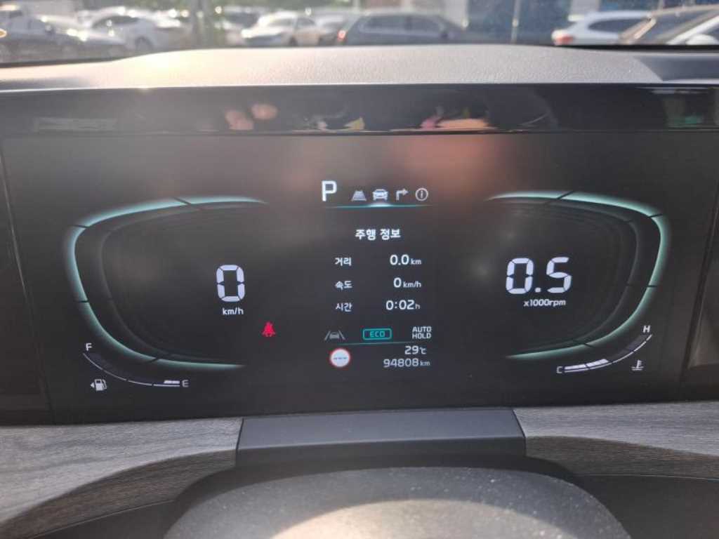 KIA K8 - Vista 9