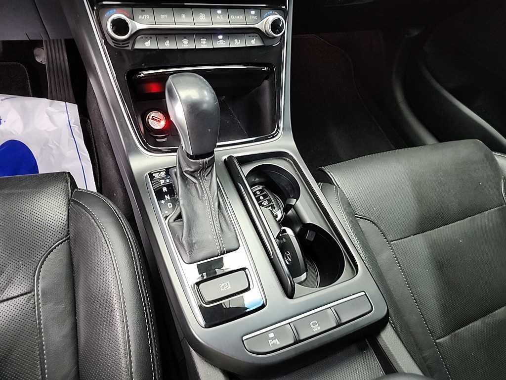 HYUNDAI Grandeur - Vista 8