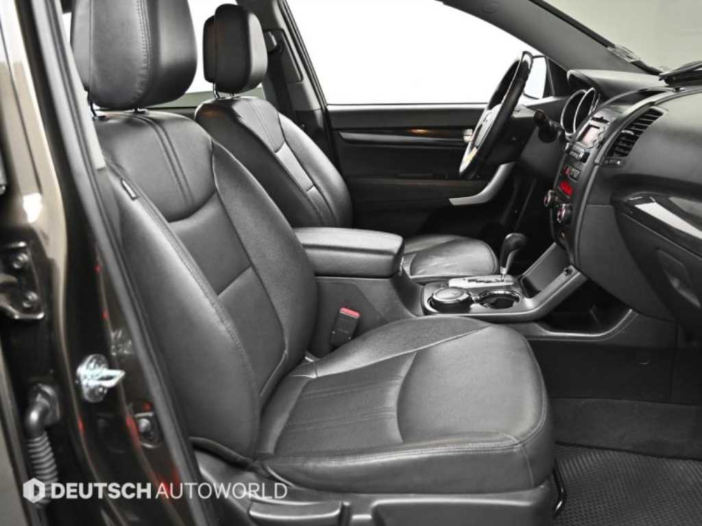 KIA Sorento - Vista 10