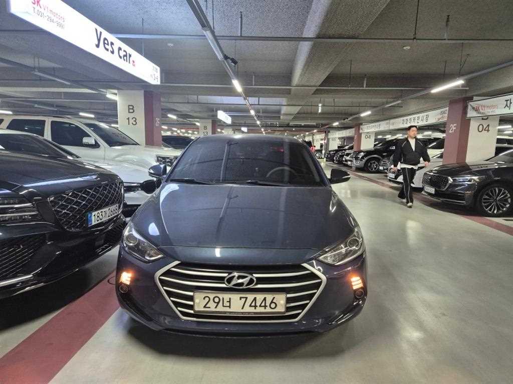 HYUNDAI Avante 2016 Azul - Importación desde Corea - HF Imports Iquique - Foto 1