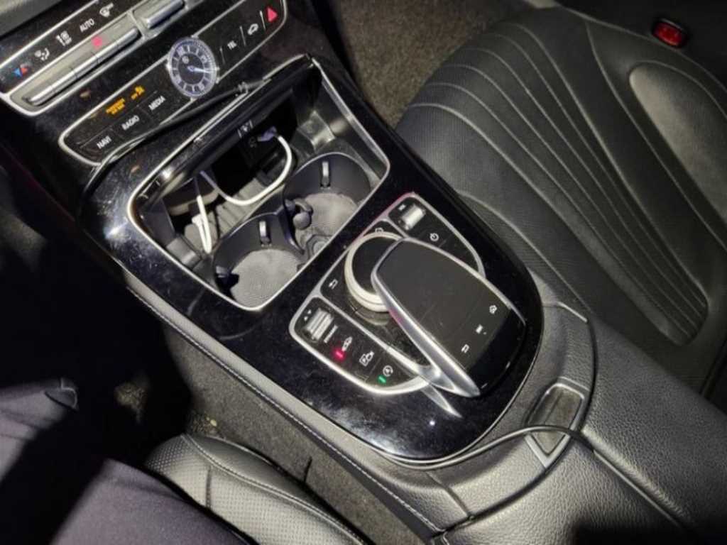 Mercedes Benz CLS Class 2019 Blanco - Importación desde Corea - HF Imports Iquique - Foto 16