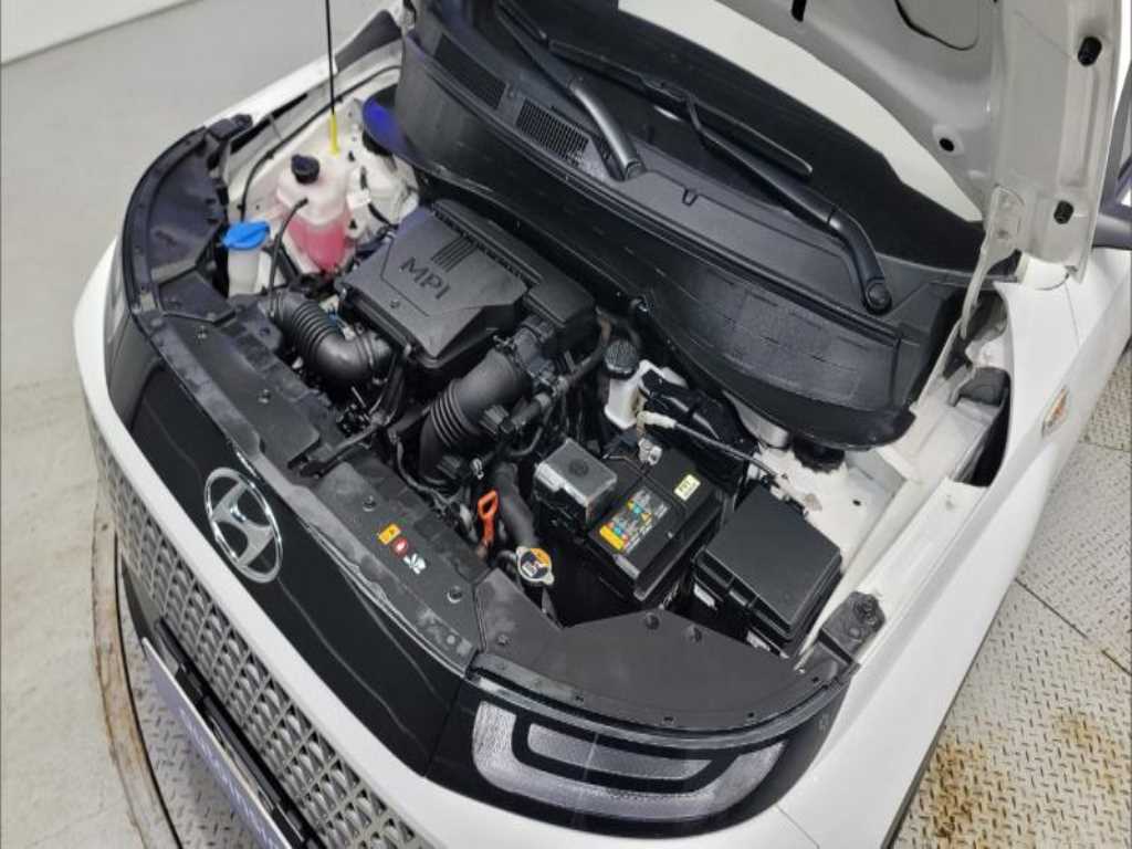 HYUNDAI Casper - Vista 12