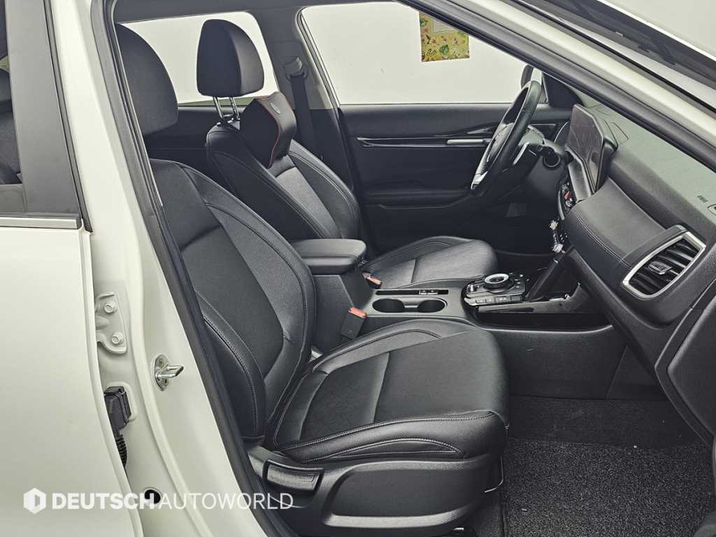 KIA Seltos - Vista 10