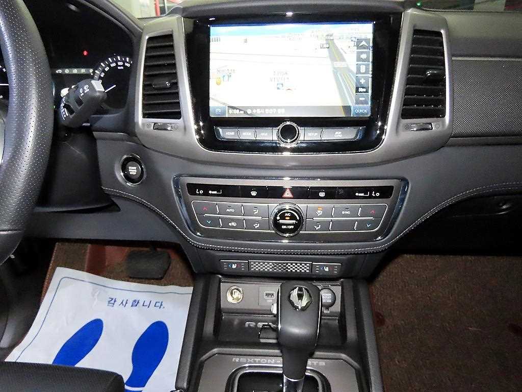 Ssangyong Rexton - Vista 11