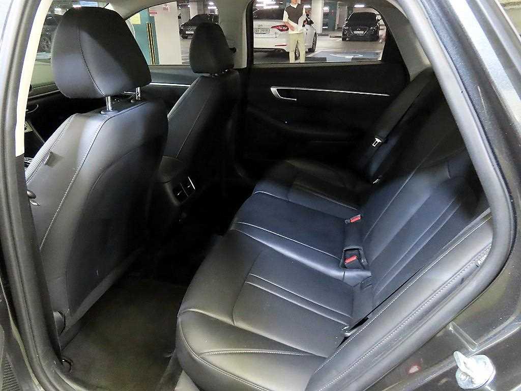 HYUNDAI Sonata - Vista 7