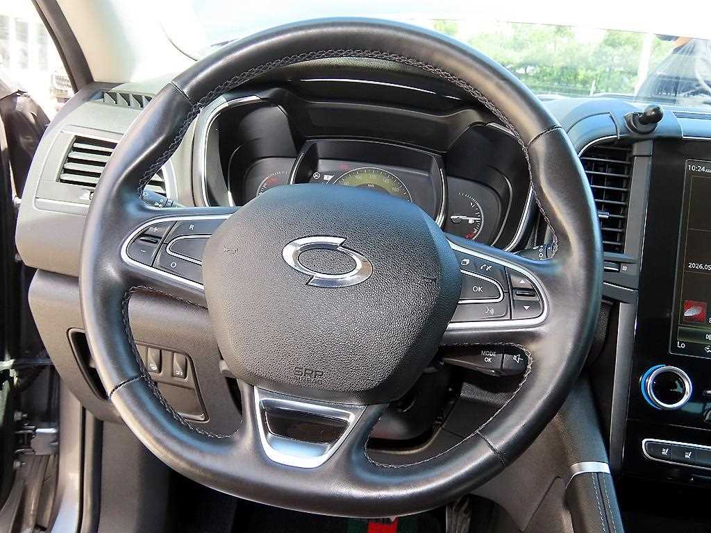SAMSUNG QM6 - Vista 8