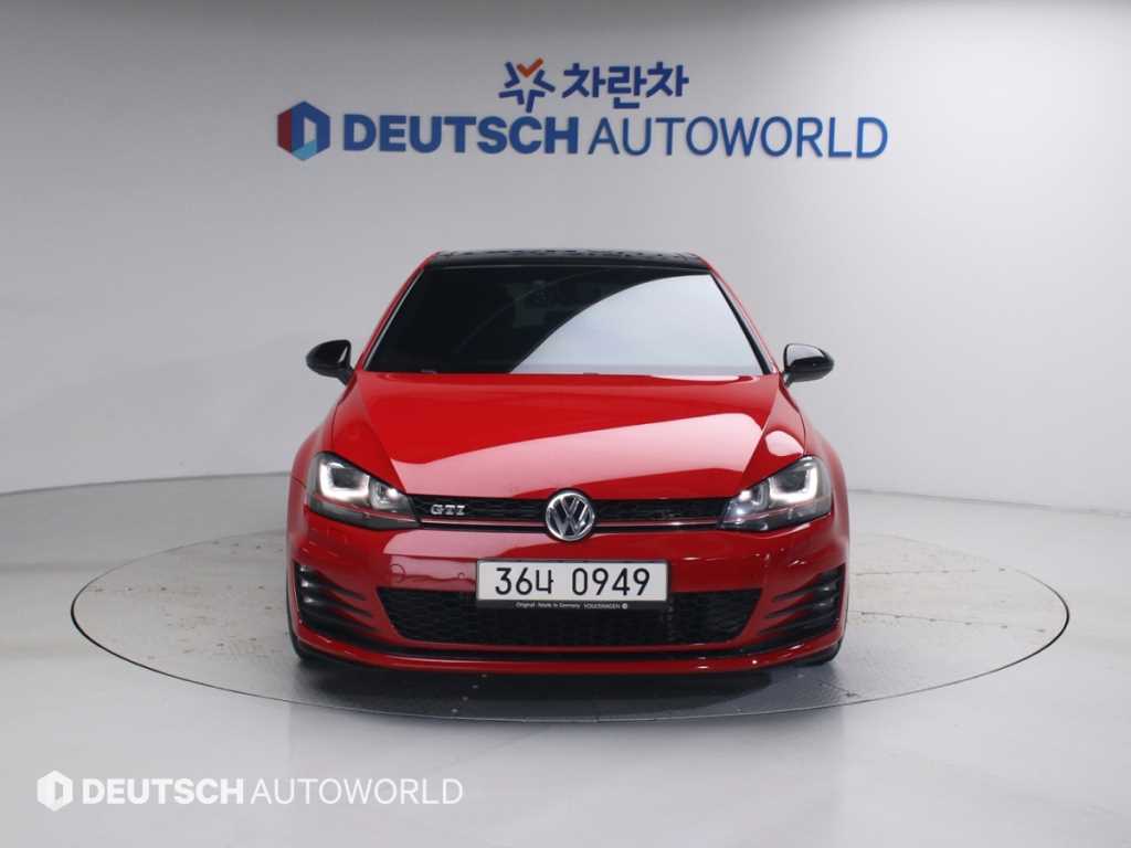 Volkswagen Golf - Vista 3