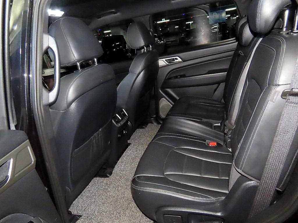 Ssangyong Rexton - Vista 7