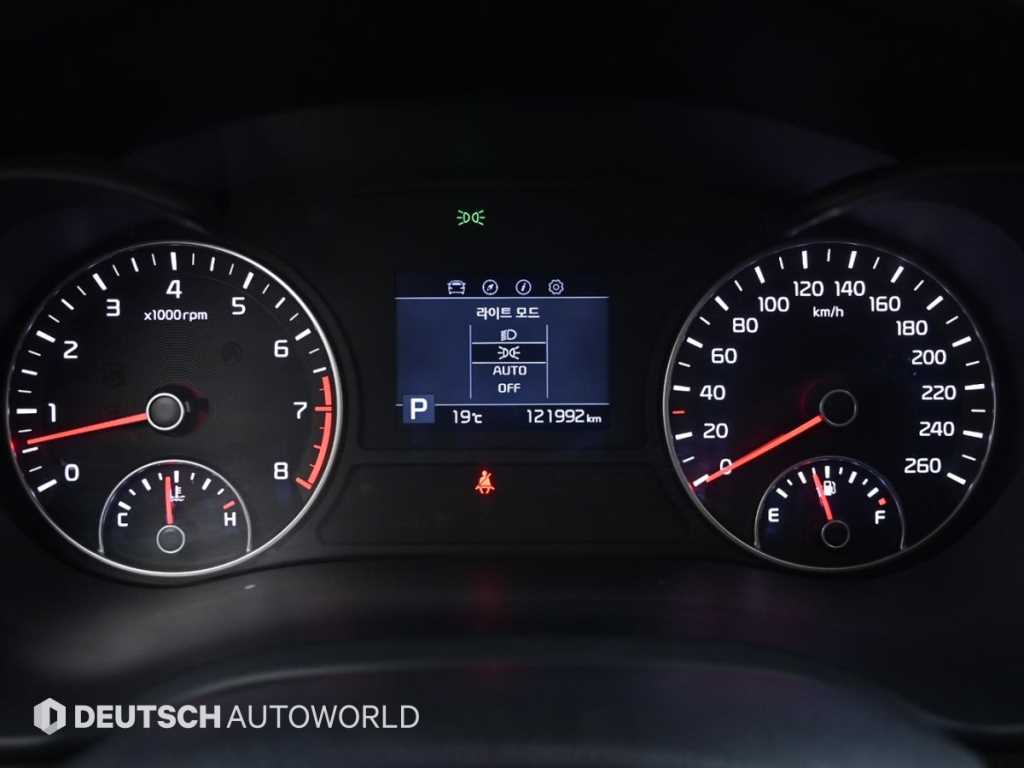 KIA K5 - Vista 8