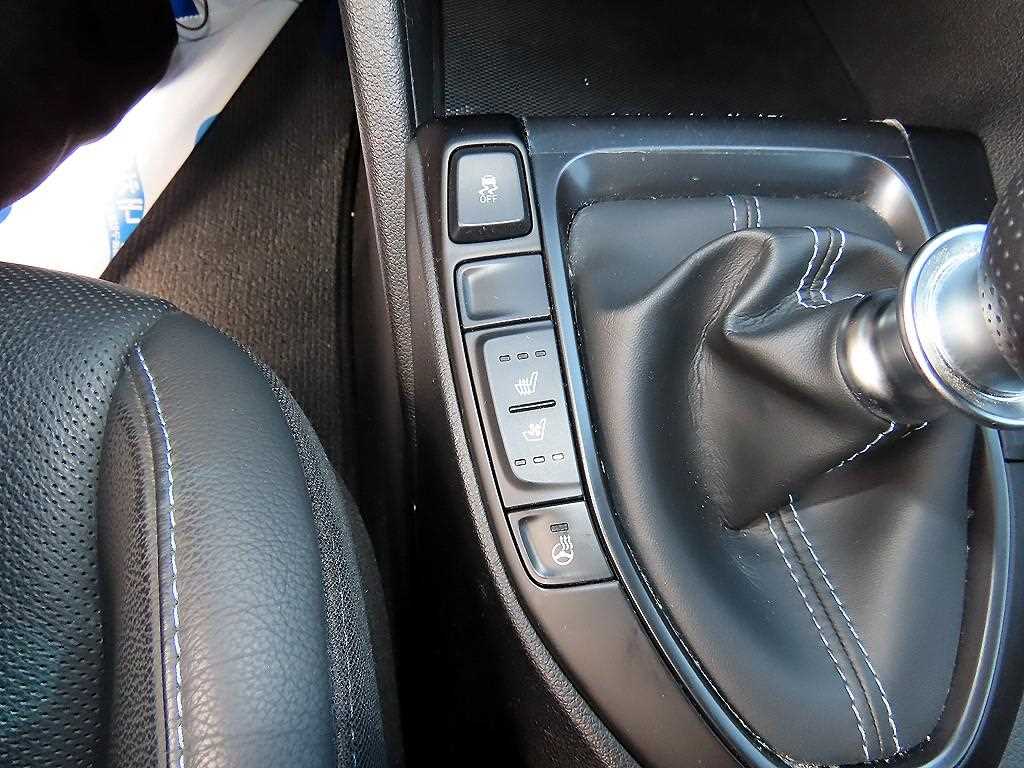 HYUNDAI Veloster - Vista 12