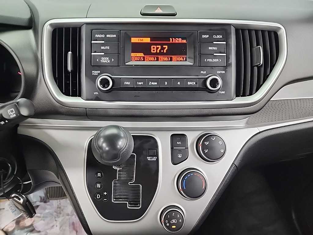 KIA Ray - Vista 10