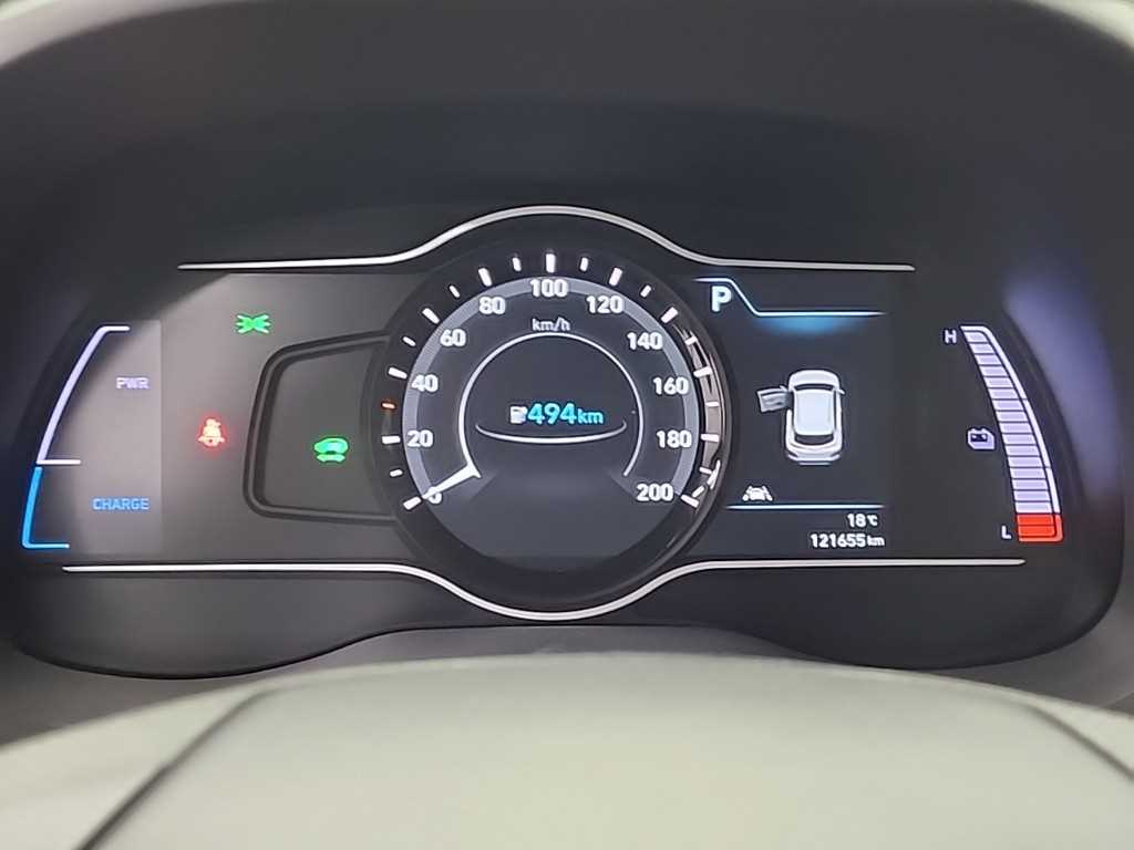 HYUNDAI Kona - Vista 6