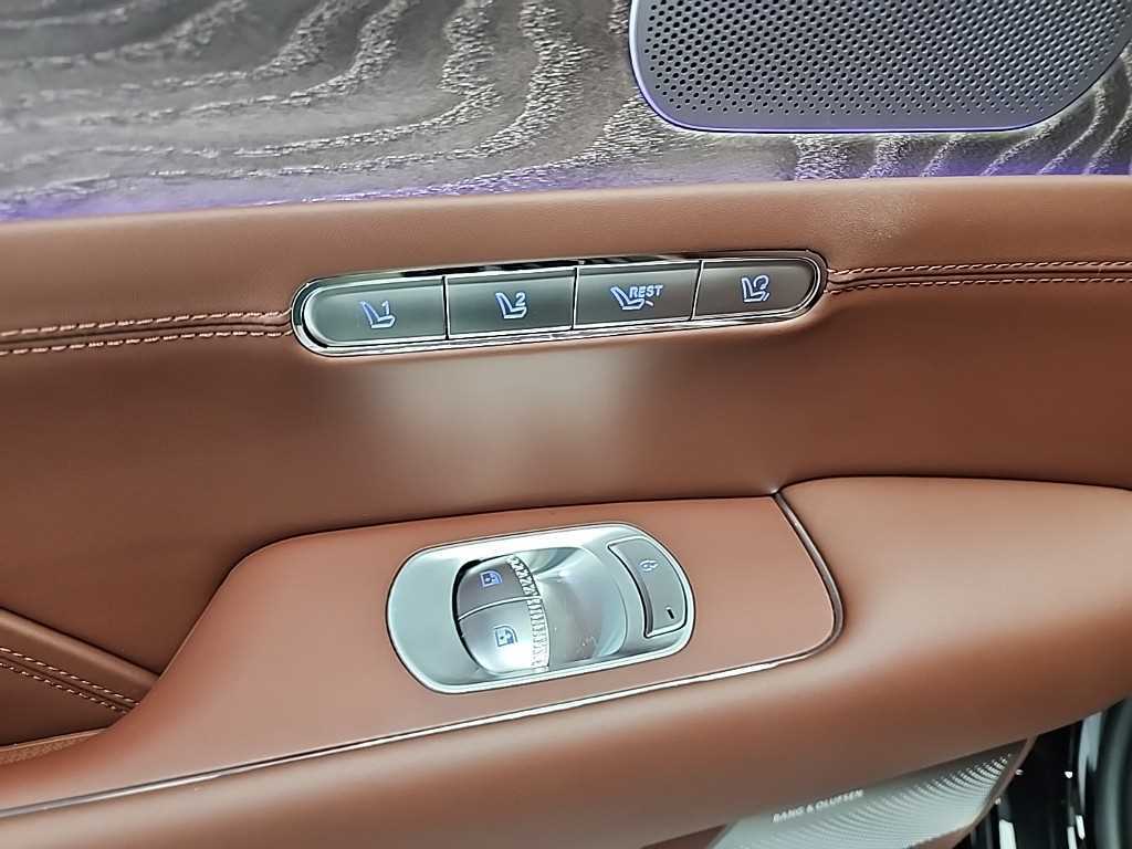 Genesis G90 2025 Negro - Importación desde Corea - HF Imports Iquique - Foto 14
