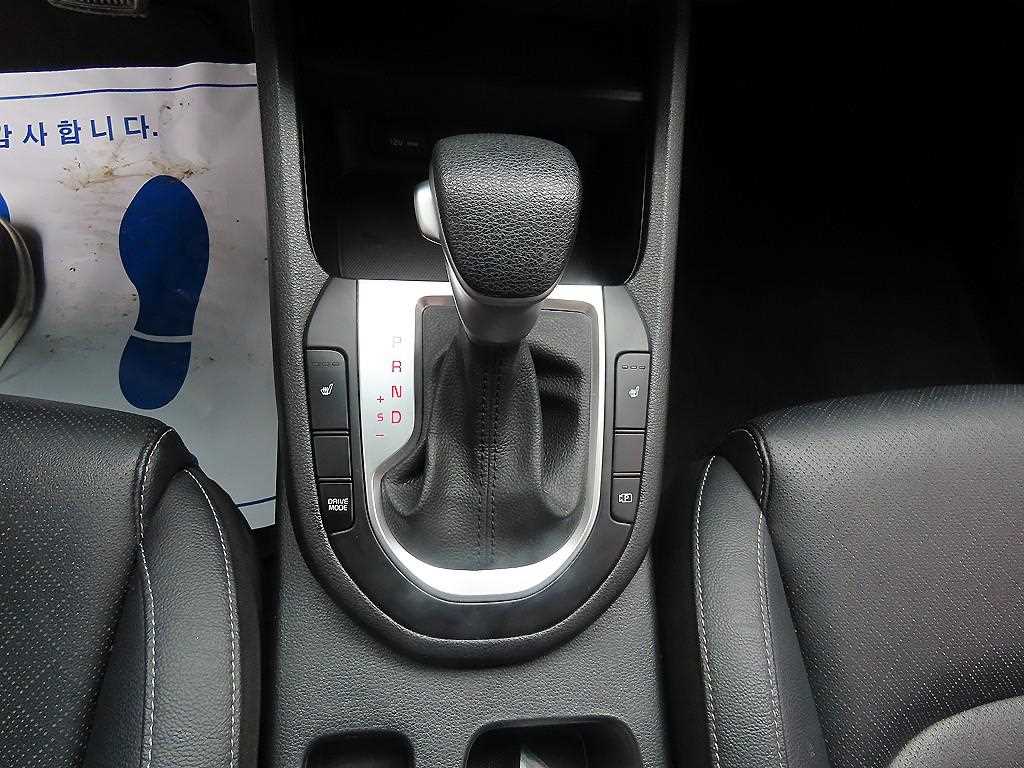 KIA K3 - Vista 10