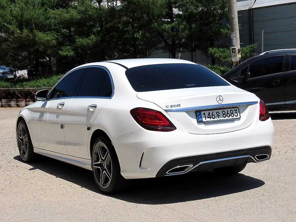 Mercedes Benz C Class - Vista 3