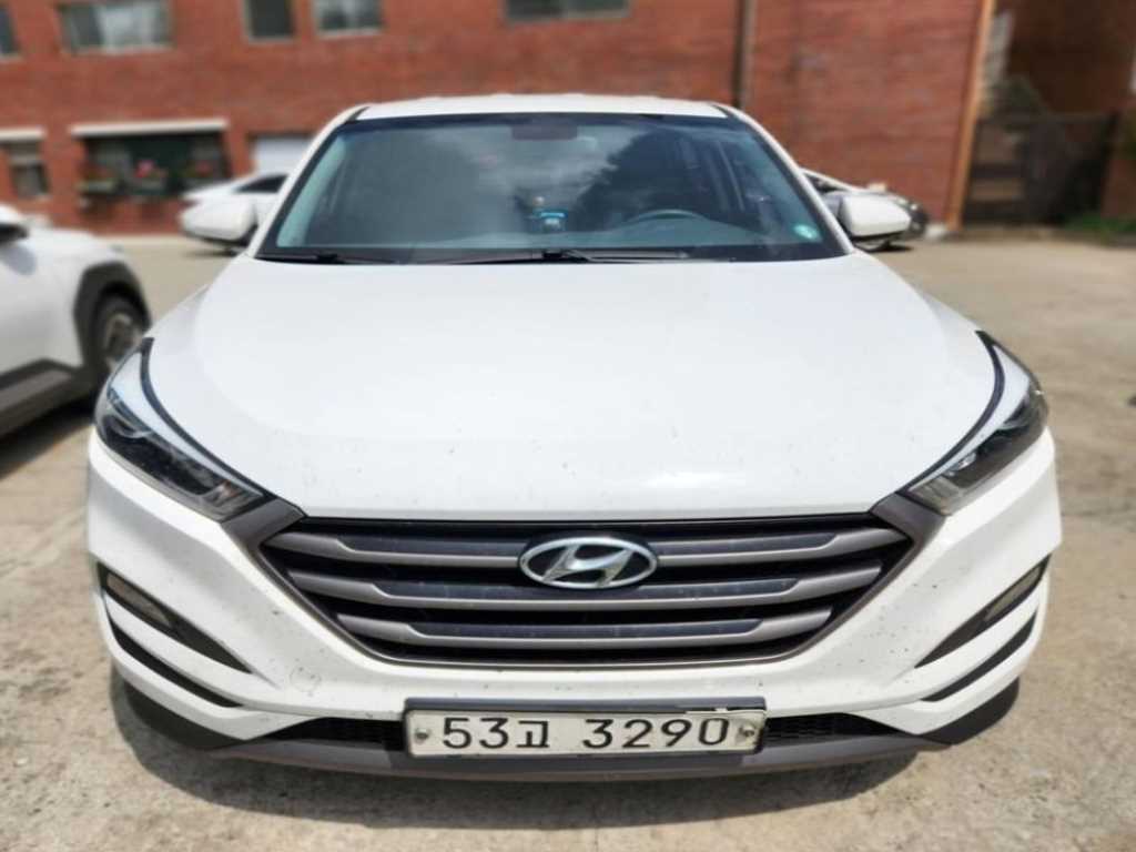 HYUNDAI Tucson 2016 Blanco - Importación desde Corea - HF Imports Iquique - Foto 1