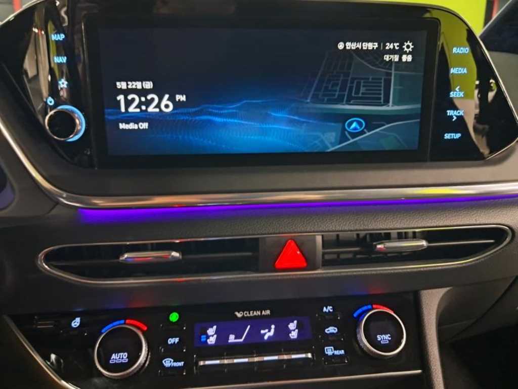 HYUNDAI Sonata - Vista 11