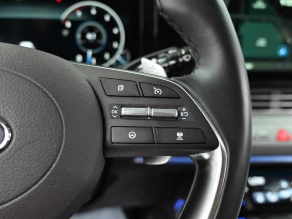 HYUNDAI Grandeur - Vista 6