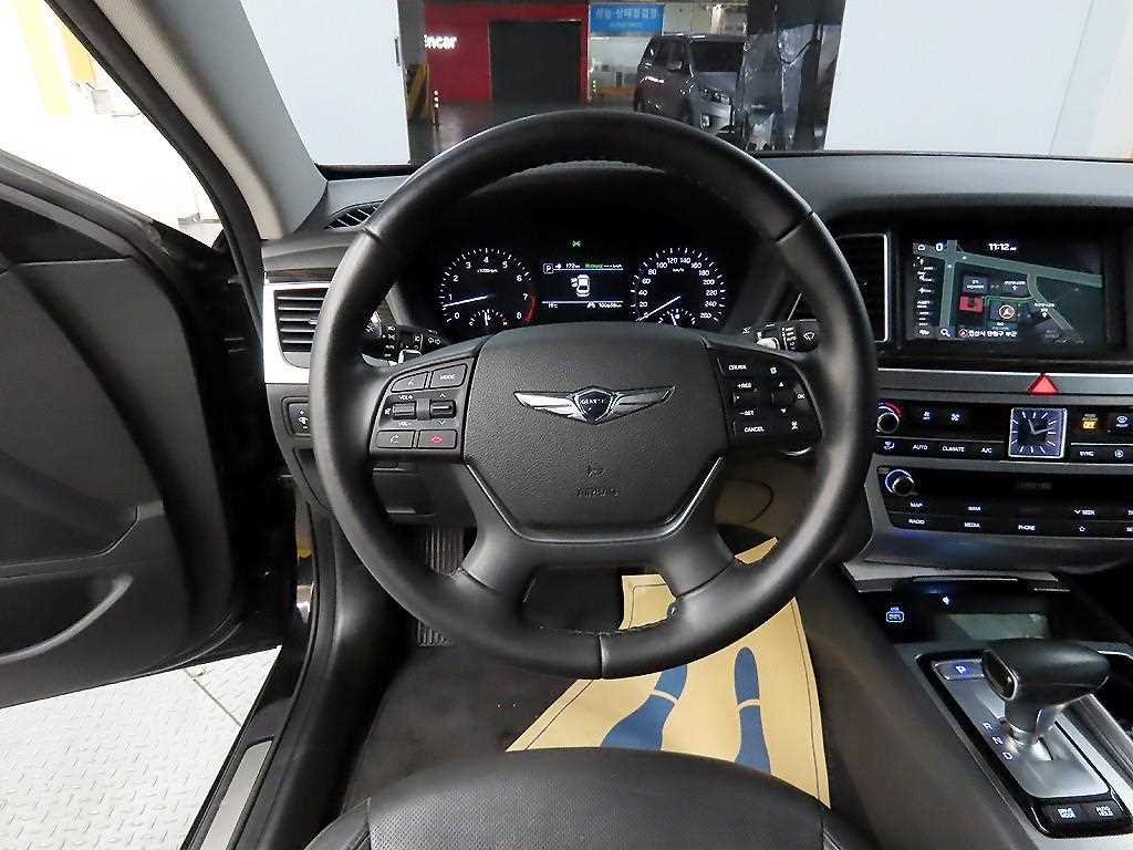 Genesis G80 - Vista 9