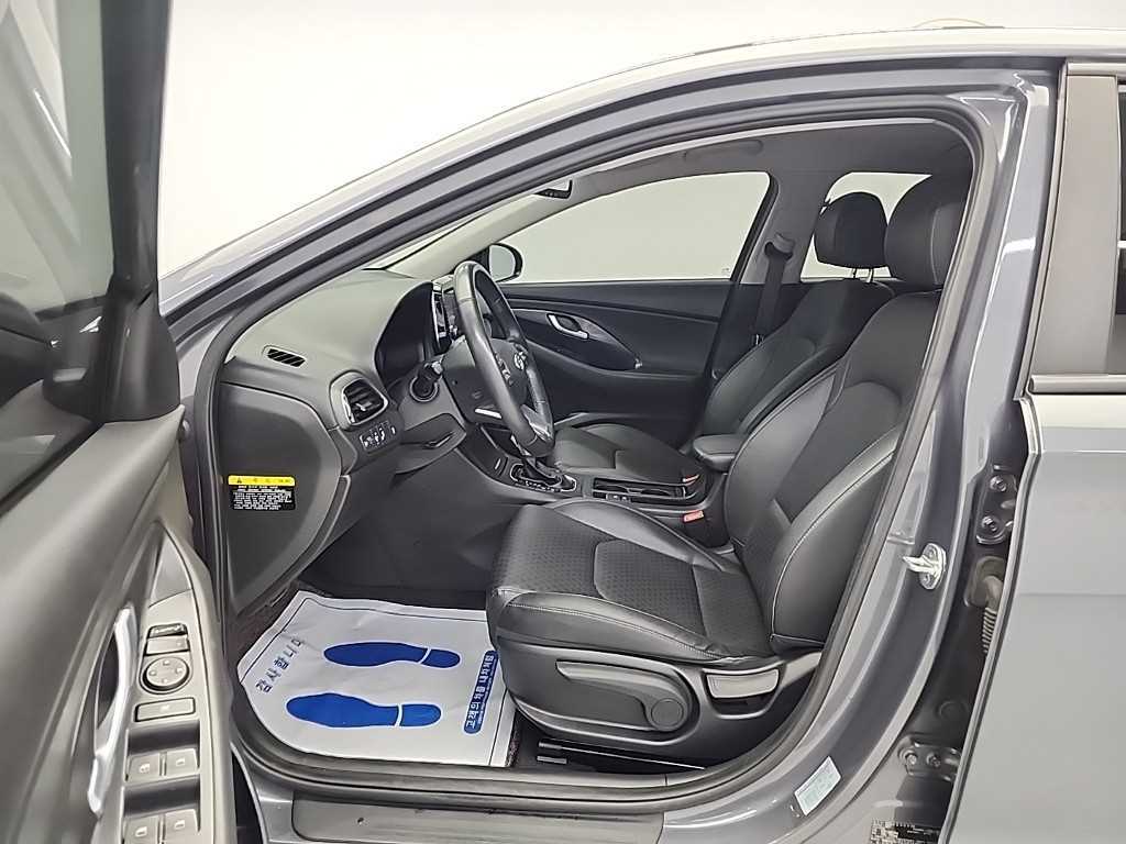 HYUNDAI i30 - Vista 11