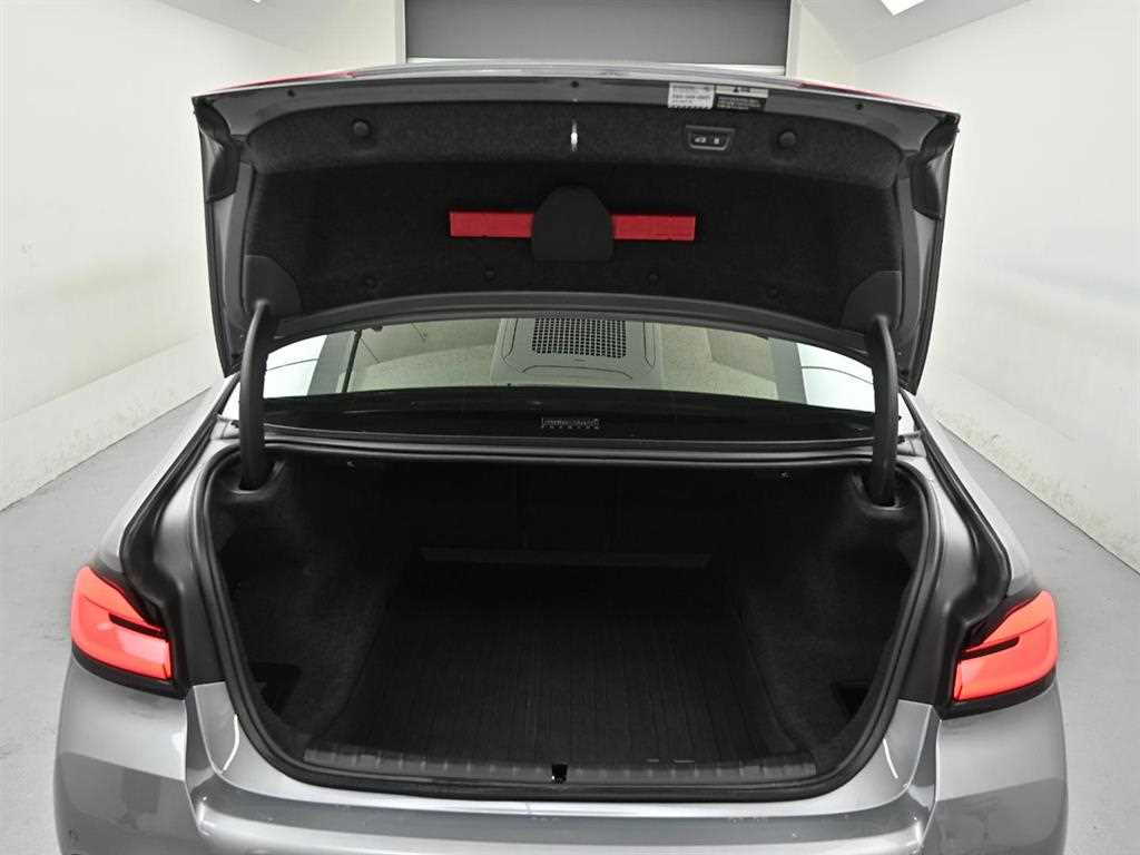 BMW 5 Series 2023 Gris - Importación desde Corea - HF Imports Iquique - Foto 18