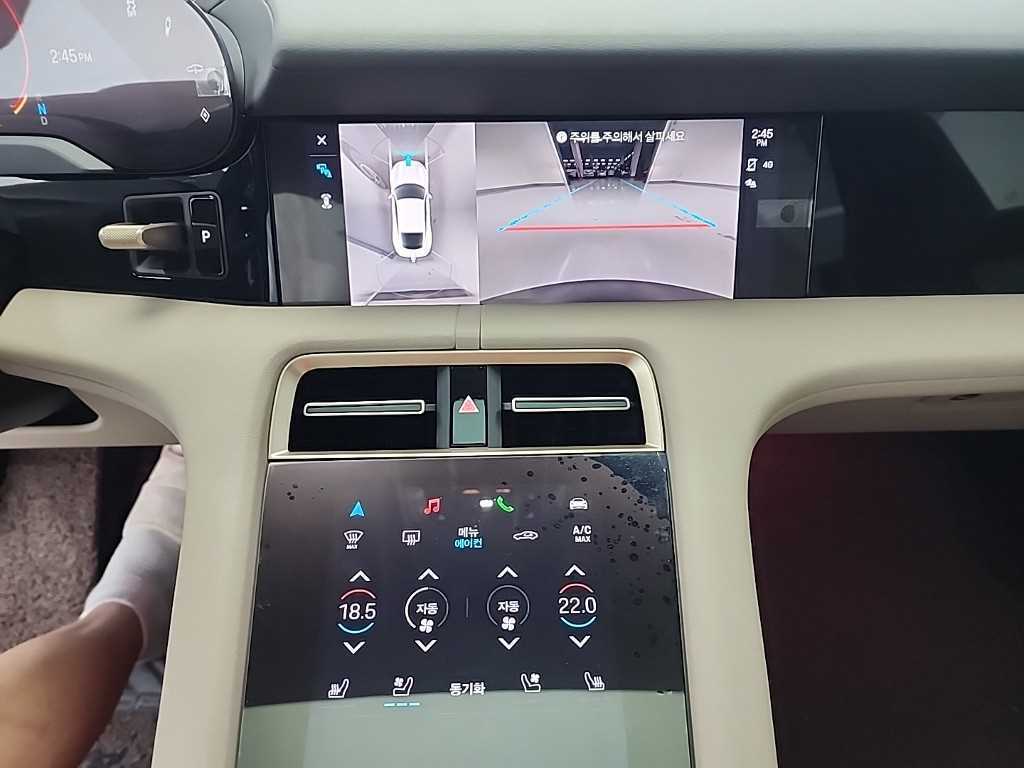 Porsche Taycan - Vista 10