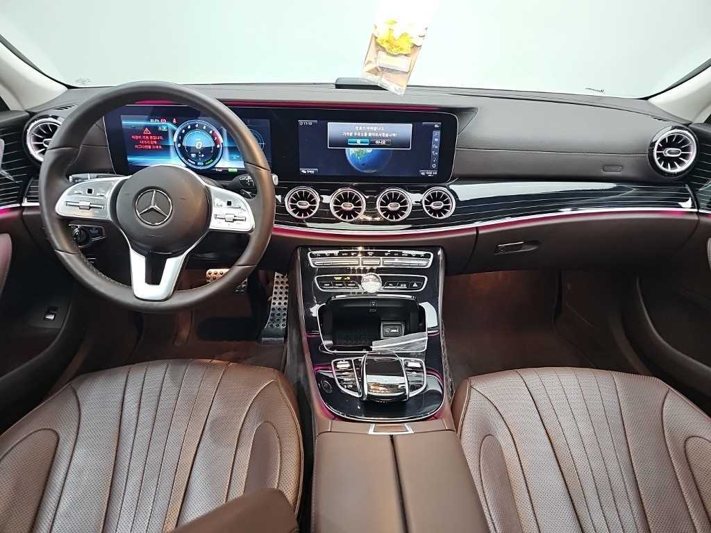 Mercedes Benz CLS Class - Vista 7