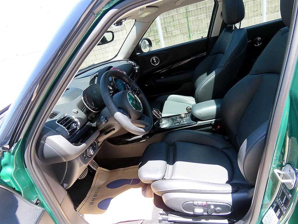 Mini Clubman - Vista 5