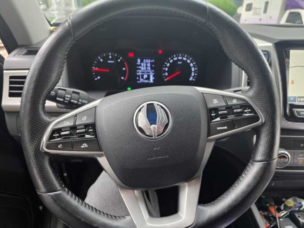Ssangyong Rexton - Vista 5