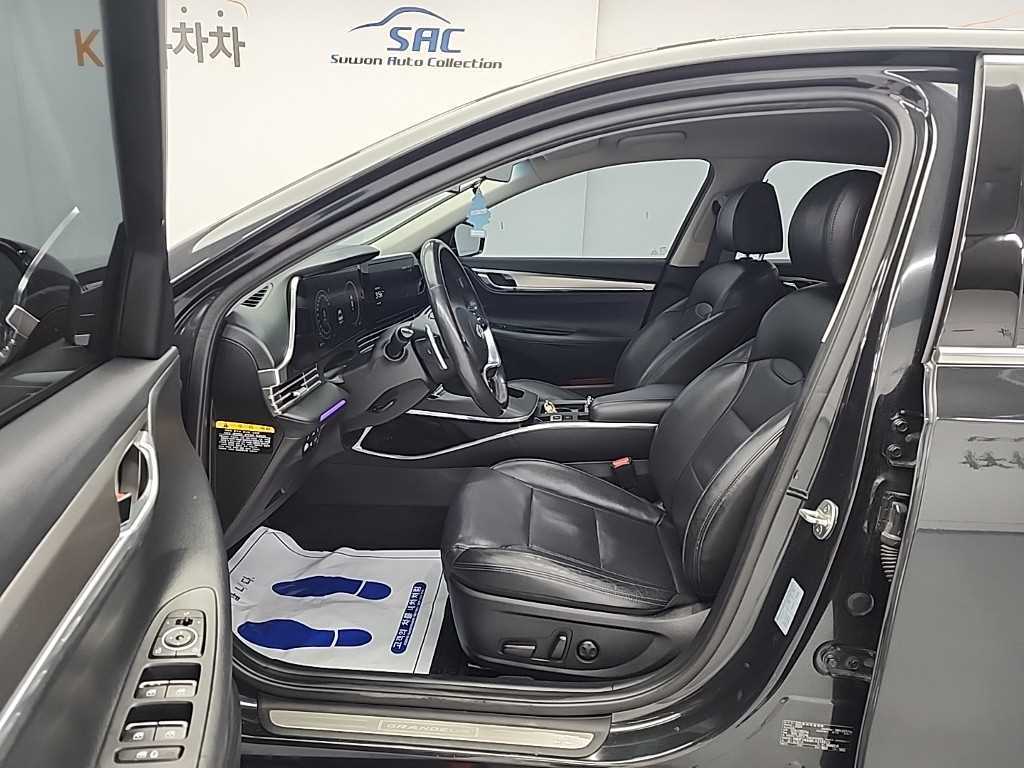 HYUNDAI Grandeur - Vista 11