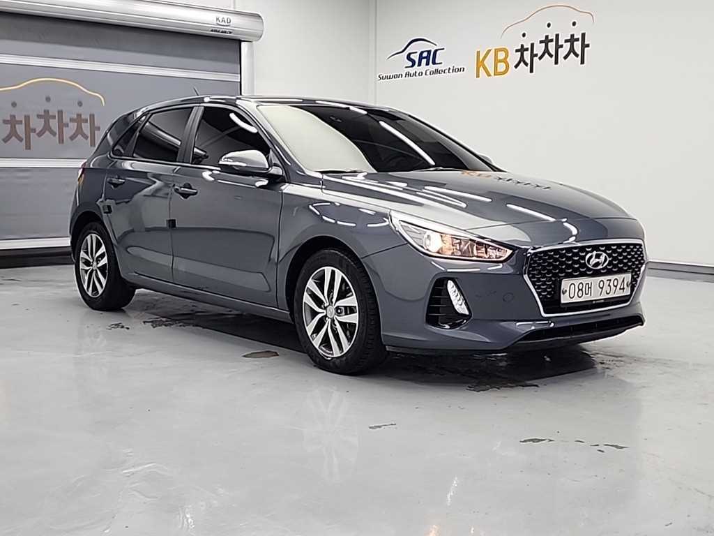 HYUNDAI i30 - Vista 4