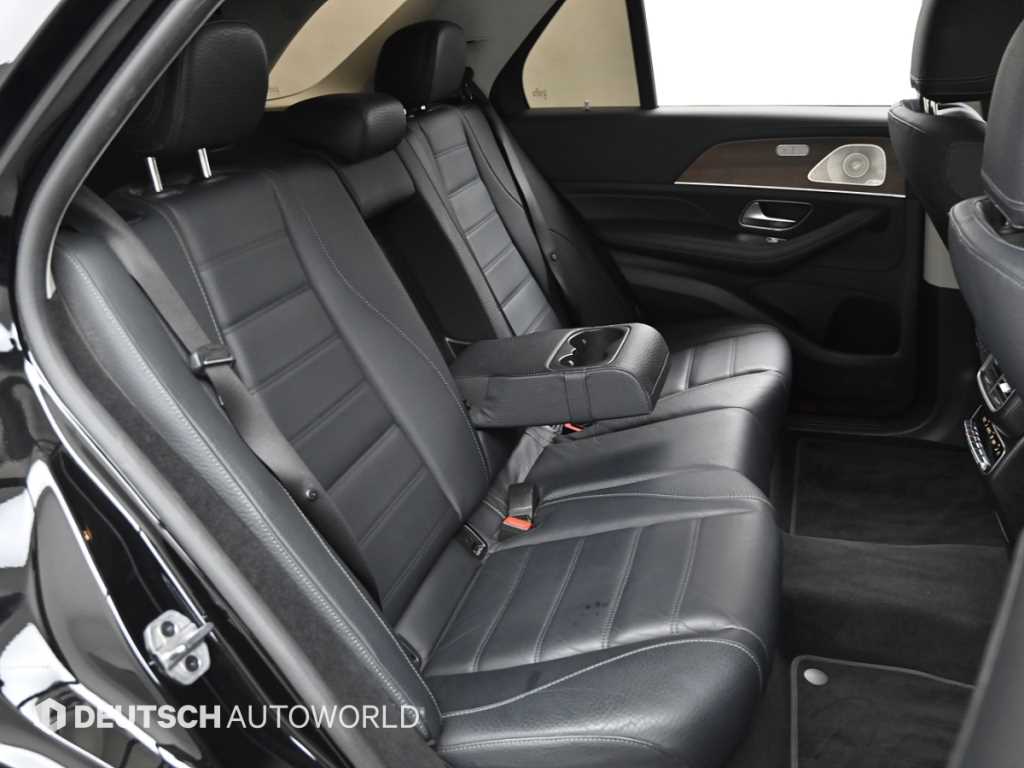Mercedes Benz GLE Class - Vista 12