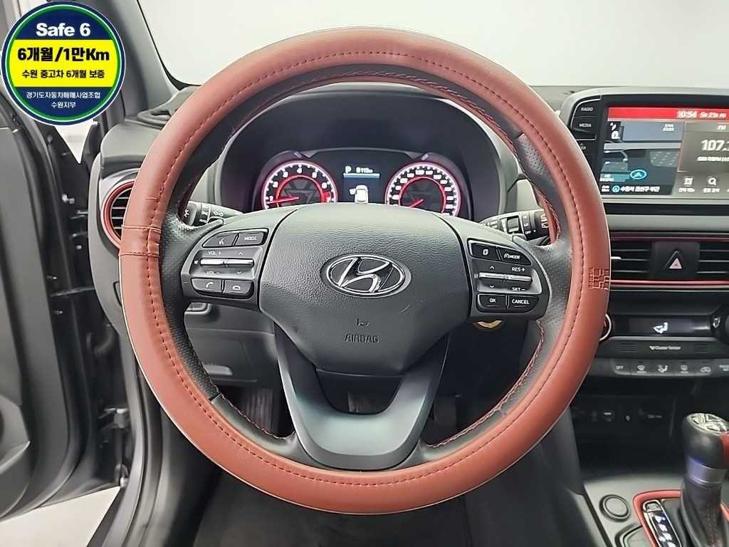 HYUNDAI Kona - Vista 9